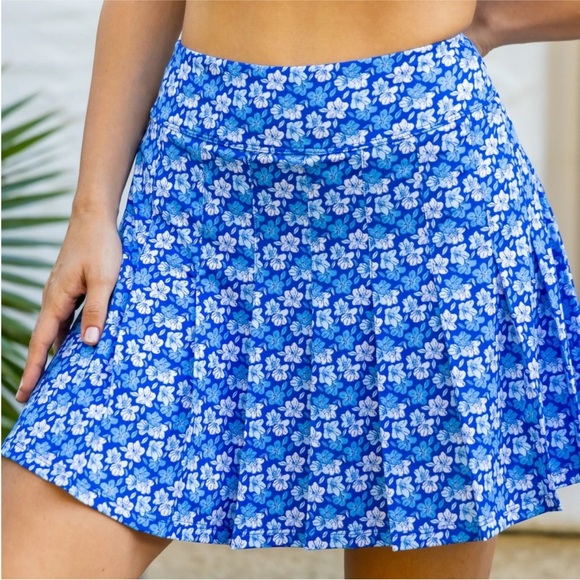Kenny Flowers Dresses & Skirts - Kenny Flowers Blue and White Mini Skater Skirt